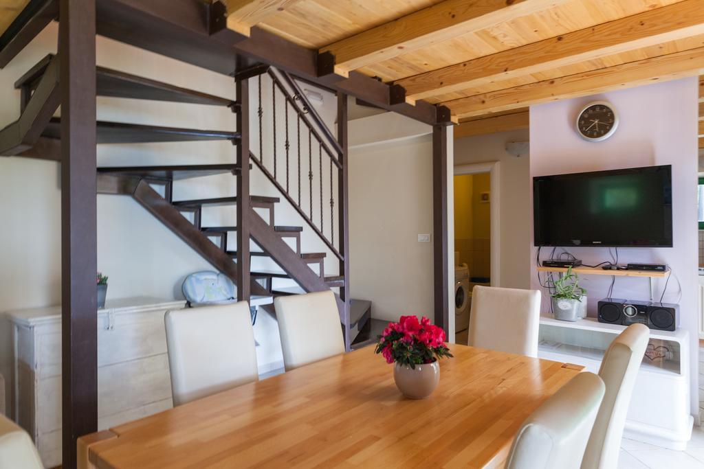 House Hedera Ii